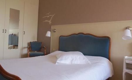 Logis L'Auberge Du Gros Silly-sur-Nied المظهر الخارجي الصورة