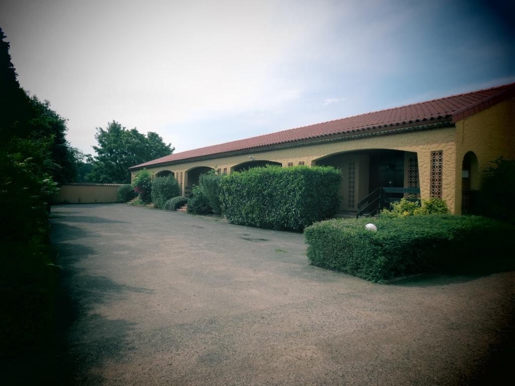Logis L'Auberge Du Gros Silly-sur-Nied المظهر الخارجي الصورة