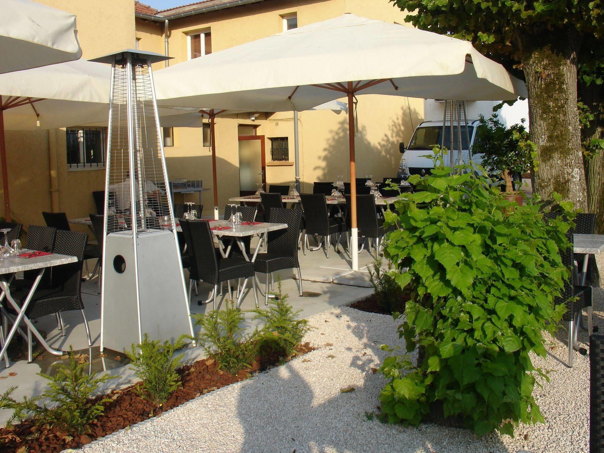 Logis L'Auberge Du Gros Silly-sur-Nied المظهر الخارجي الصورة